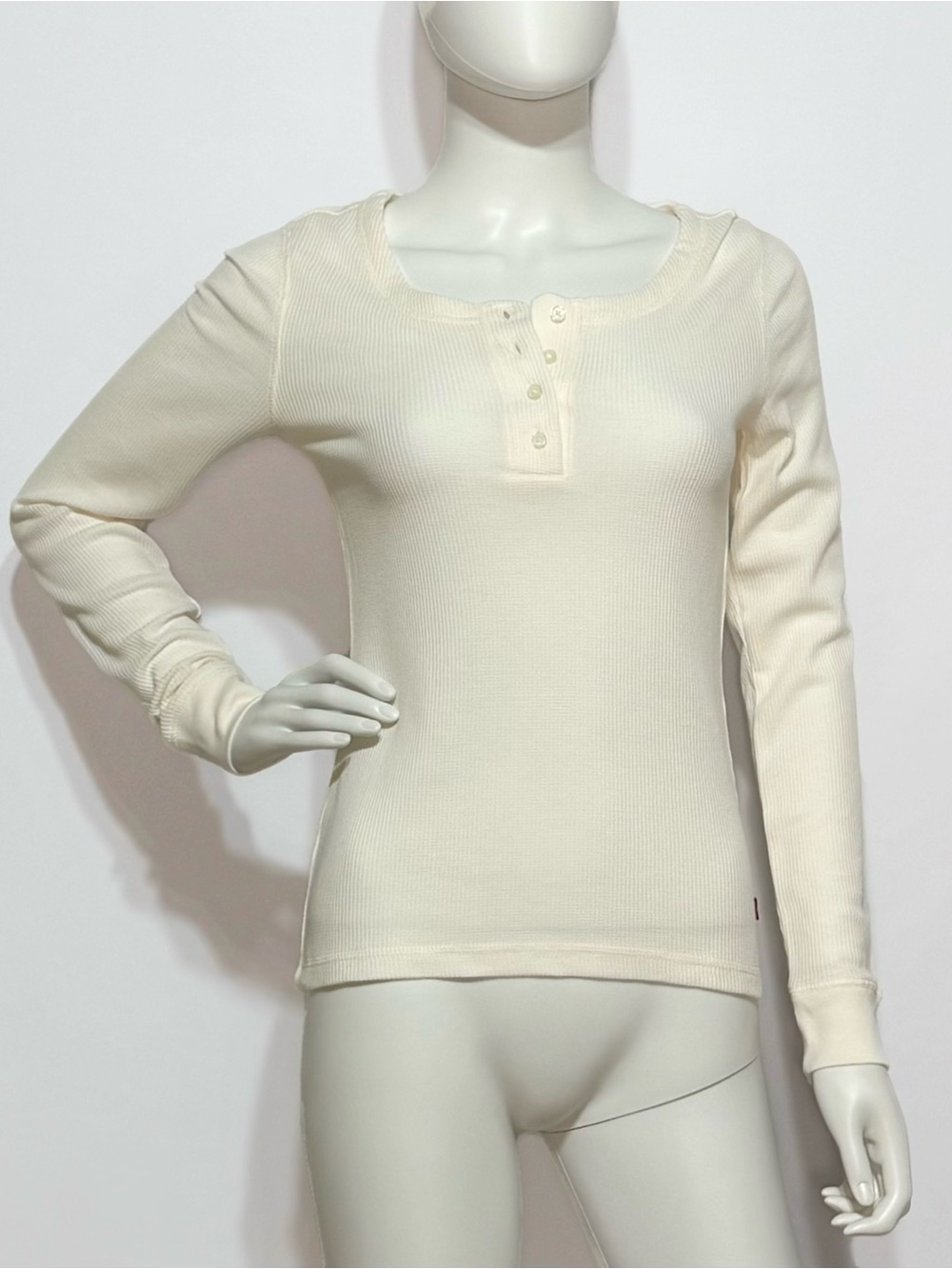 NWOT Levi's ivory & cream long sleeve Y2K aesthetic ribbed henley top | Size S